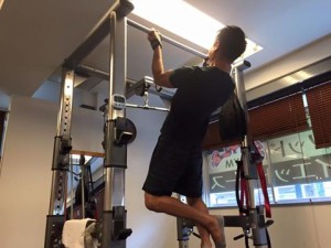 背中